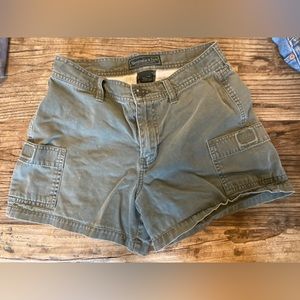 Y2K vintage A&F shorts.